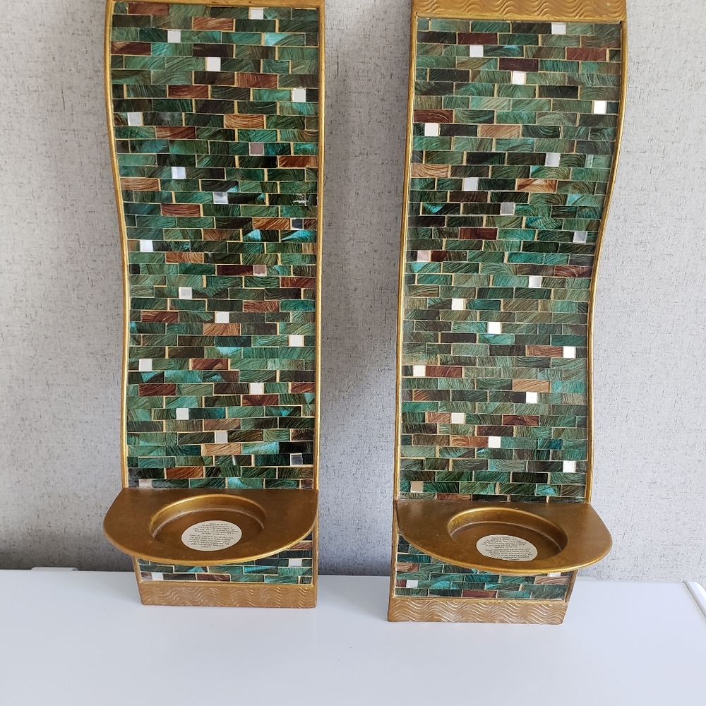 Wall sconces